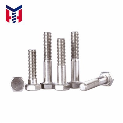 Saksalainen standardi DIN931 -pultit